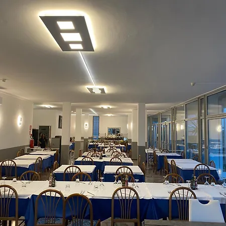 فندق Helvetia 3*