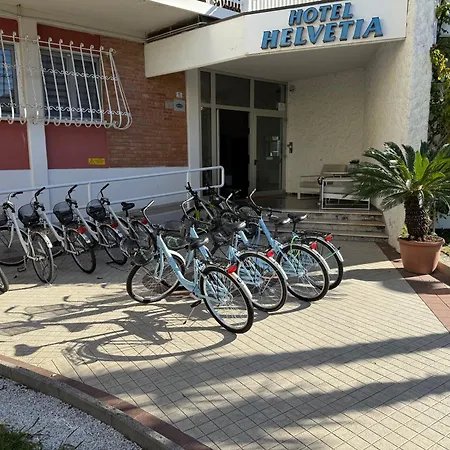 فندق Helvetia 3*