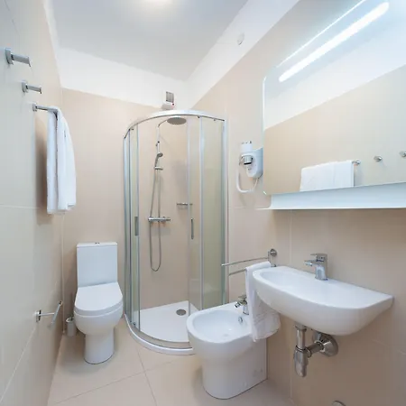 Helvetia 3* غرادو