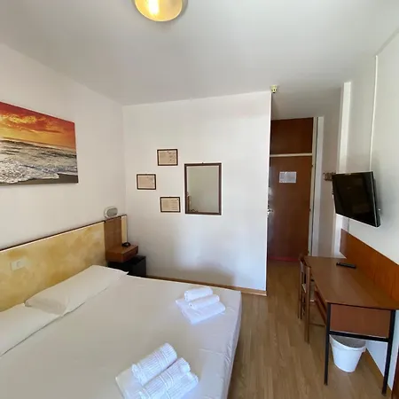 Helvetia 3*