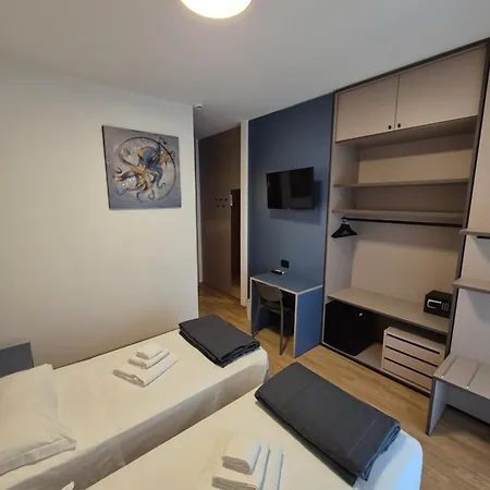 Hotel Helvetia 3*