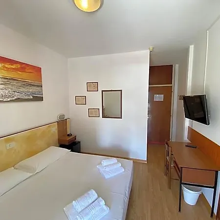 Helvetia 3*