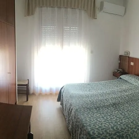 Helvetia מלון 3*
